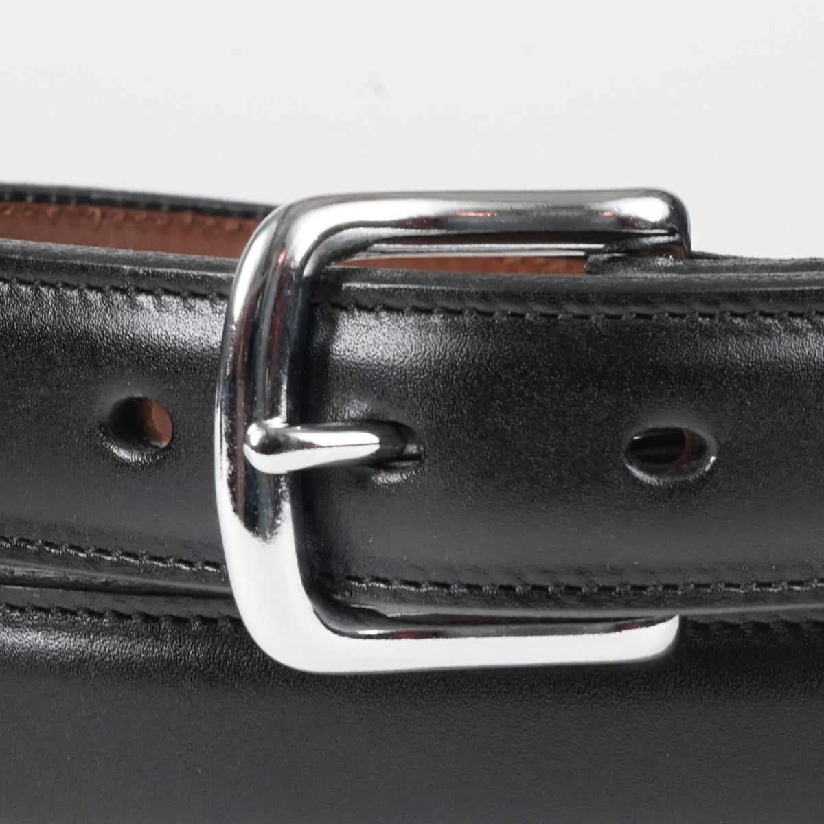 Brooklyn — 1.25" Feathered Edge Dress Belt — Black — YourTack — close-up